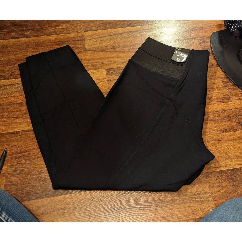 One 5 One new plus sized black leggings 3x *